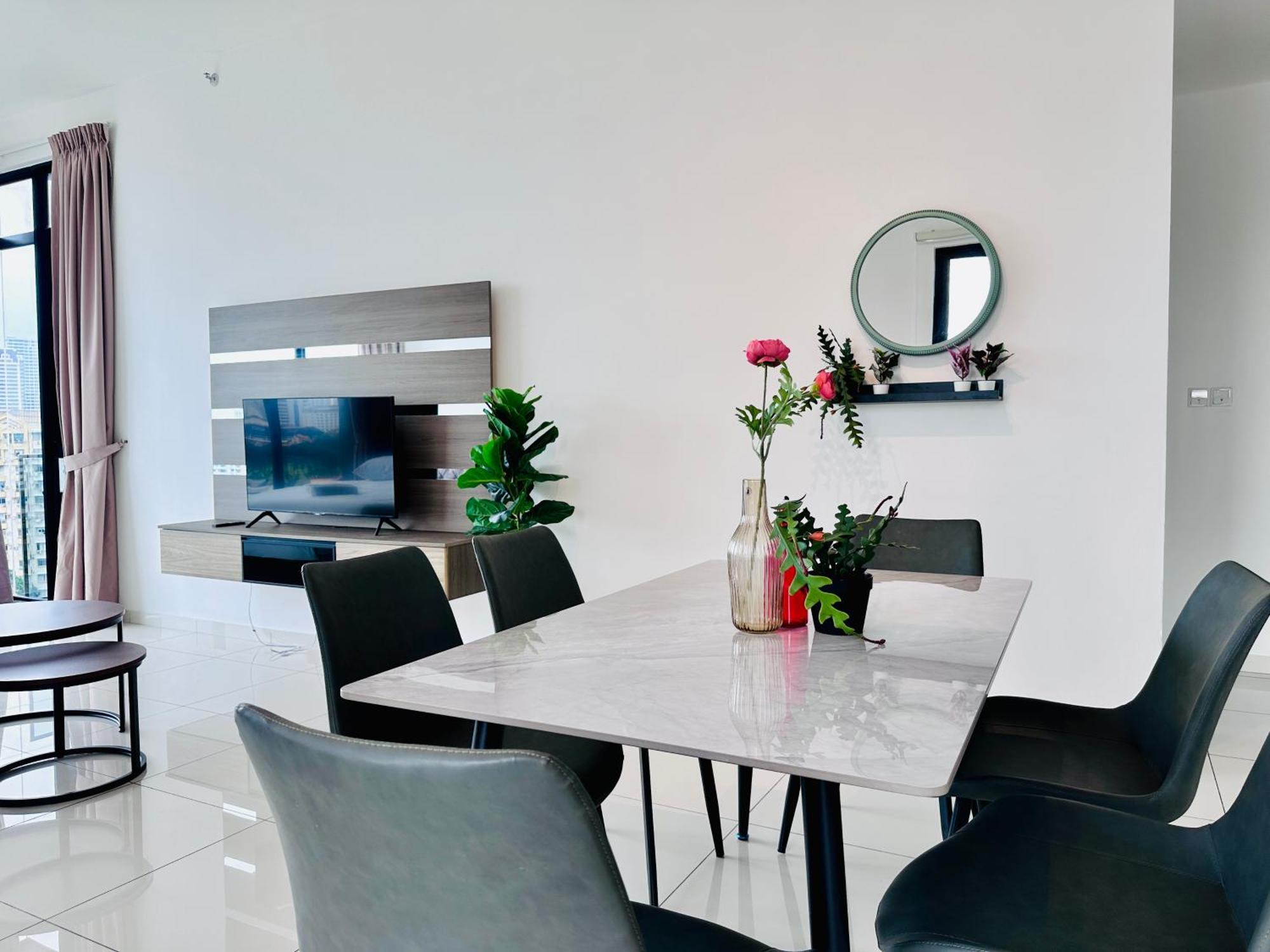 New Georgetown Instagramable 2Br Homestay For 10Pax 无敌美景两房民宿 Beacon Executive Suite Bagian luar foto